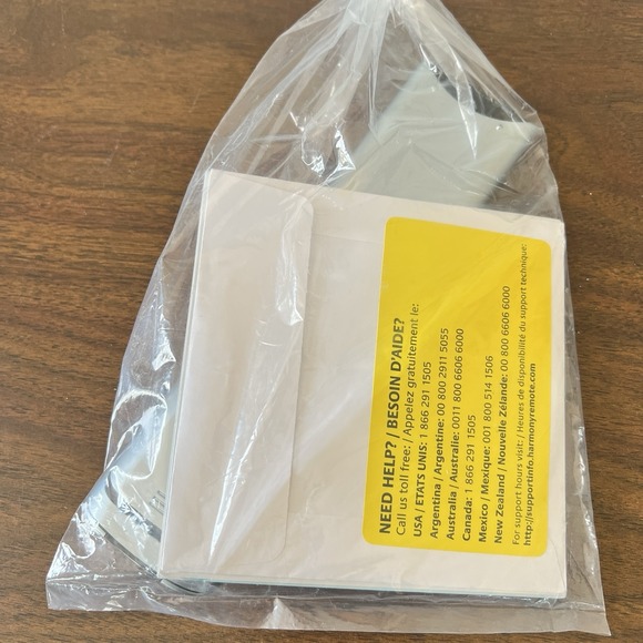 New Logitech Harmony 520 Advanced Universal TV Remote Control 12 Devices LCD NOS - Picture 4 of 4